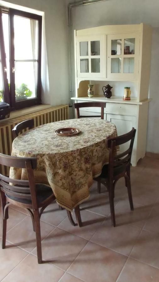 Oncsa Vendeghaz Hotel Gyongyos Ngoại thất bức ảnh